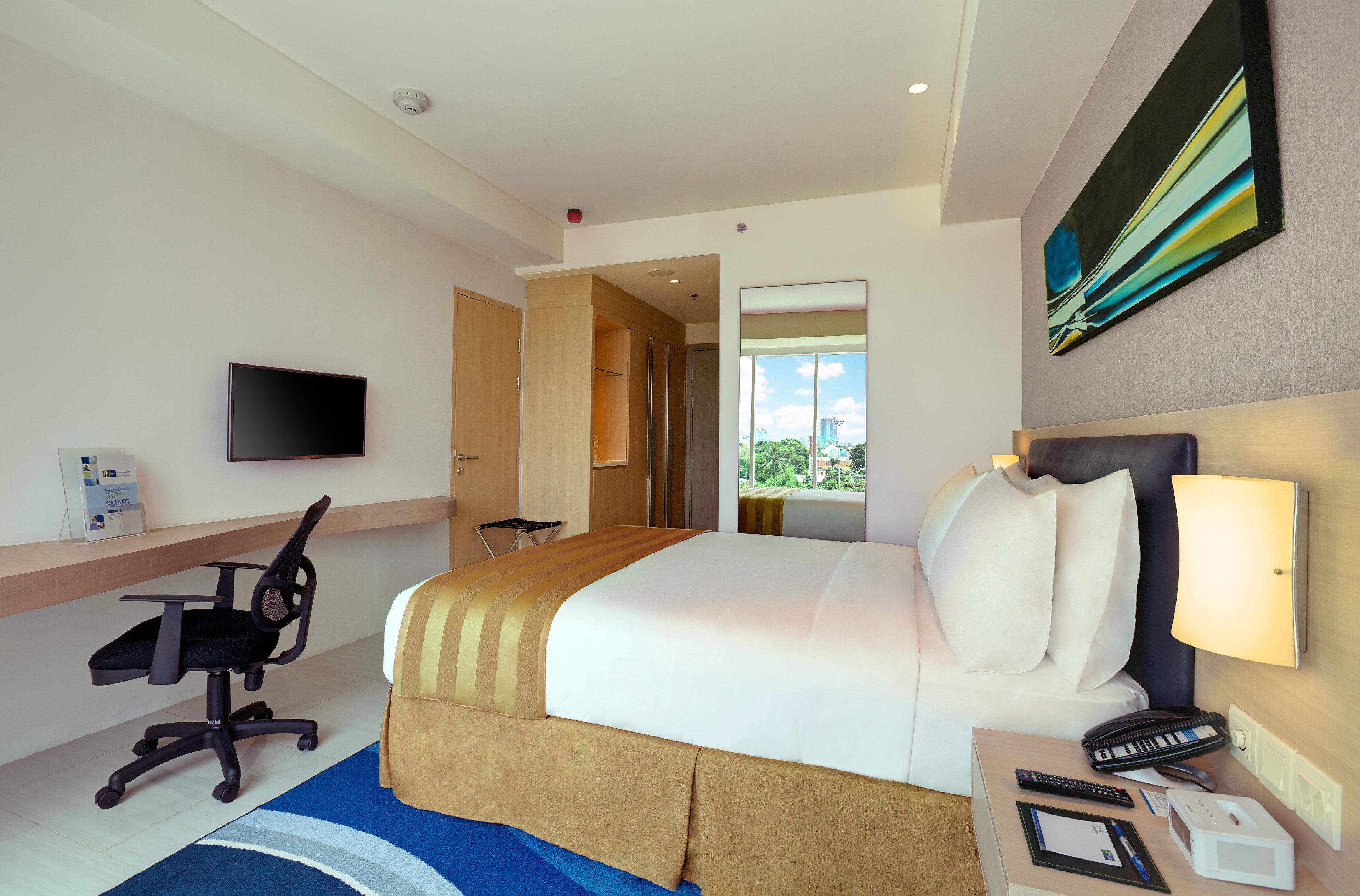 Holiday Inn Express Jakarta International Expo By Ihg Eksteriør billede