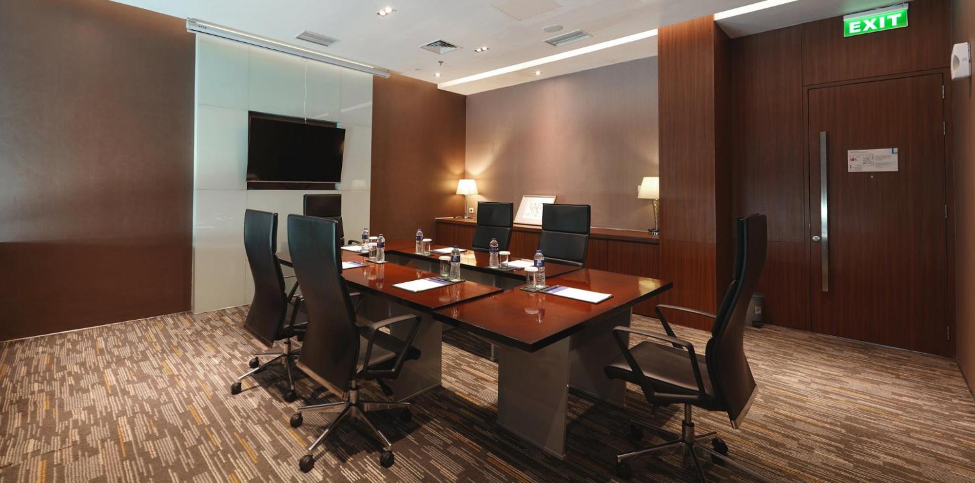 Holiday Inn Express Jakarta International Expo By Ihg Eksteriør billede