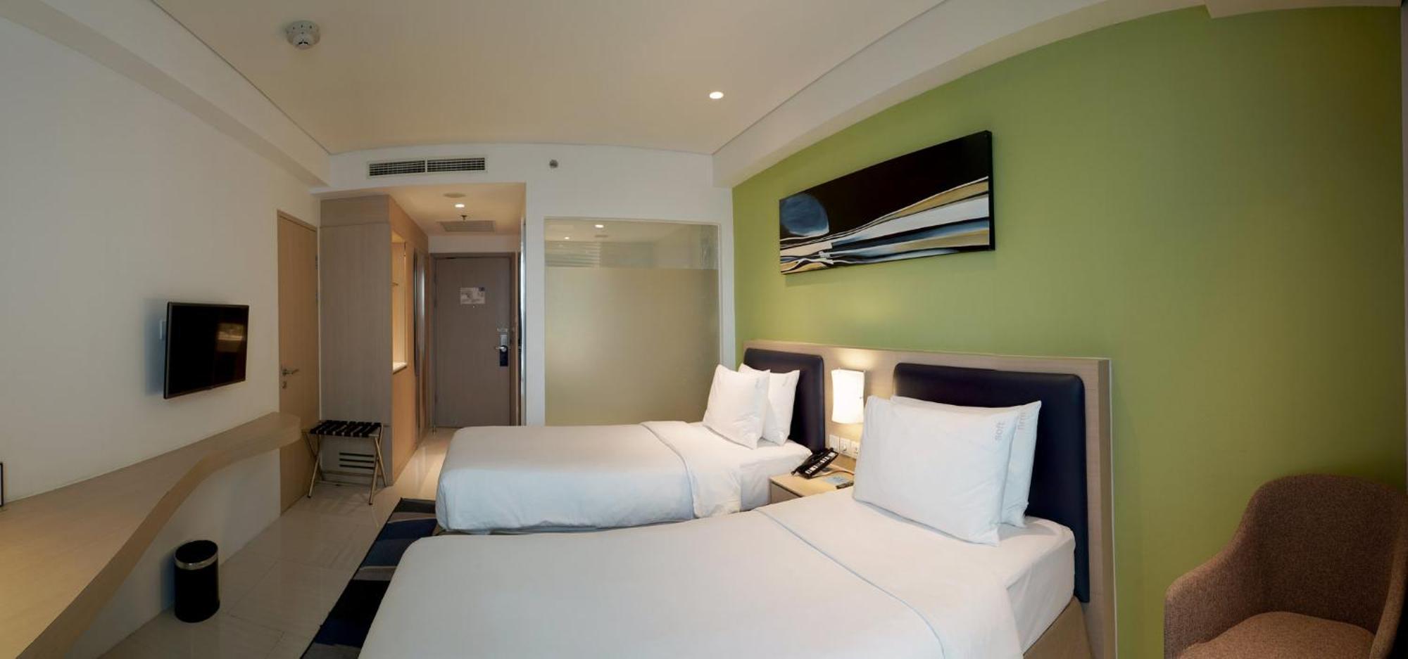Holiday Inn Express Jakarta International Expo By Ihg Eksteriør billede